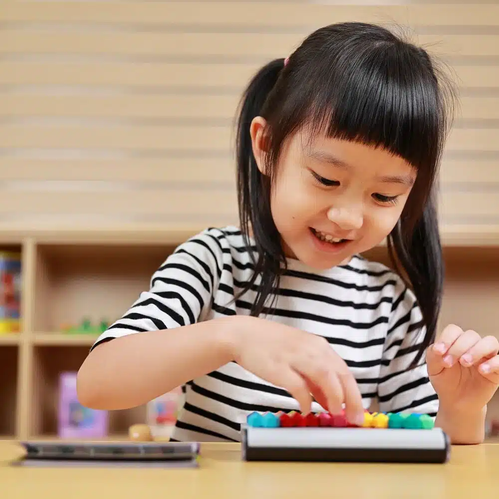 SMART GAMES IQ六角大挑戰:圖片 5